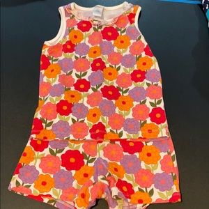Gymboree flower top and shorts 7/8